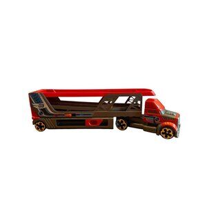 Hot Wheels Blastin Rig Mega Hauler Semi Truck Toy Garage for Diecast Cars